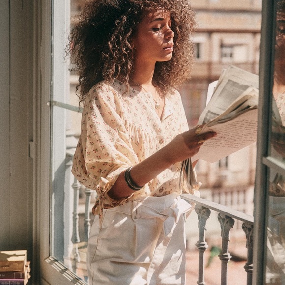 *Sold* Sezane Cristina Blouse - Picture 3 of 6